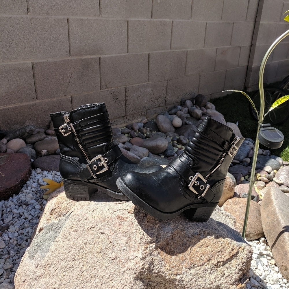 Black Soda Boots Size 8